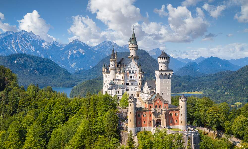 Video Explore Fairytale Neuschwanstein Castle In 360 Degrees