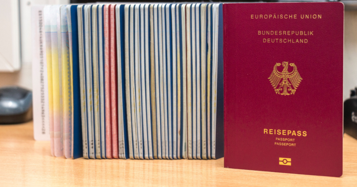 Can I Have Three Passports Under The New German Citizenship Law   German Passport Multiple Citizenships 